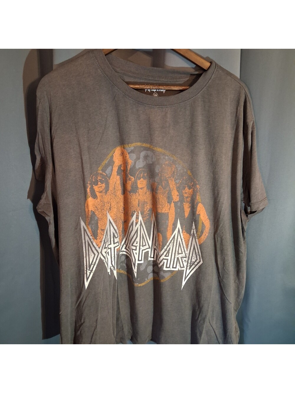 Def Leppard Band Graphic T-Shirt Size 2X Brown